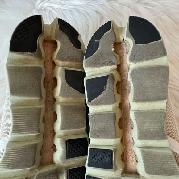 On‎ Cloud Stratus White/black/Green Running Shoes Sz 11 main image 6